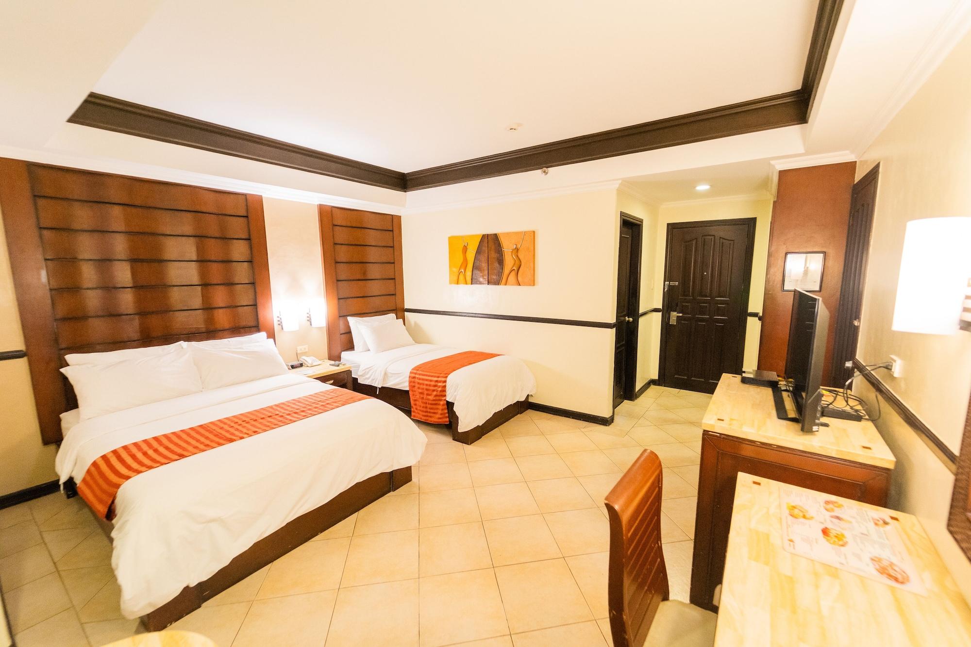 Mo2 Westown Hotel Iloilo Exteriör bild